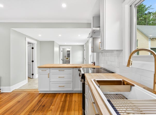 148 Center Street, Ashburnham, MA 01430