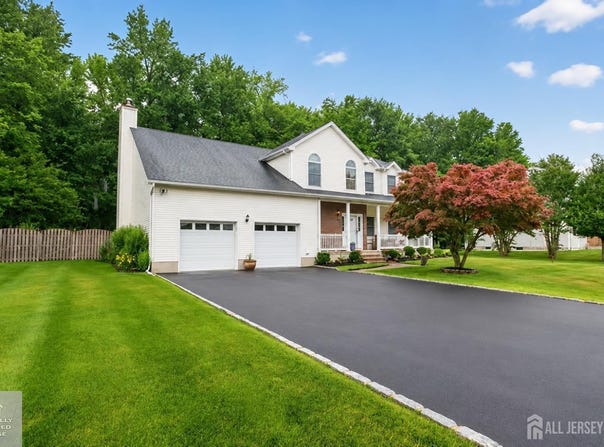 38 Plains Gap Road, North Brunswick, NJ 08902
