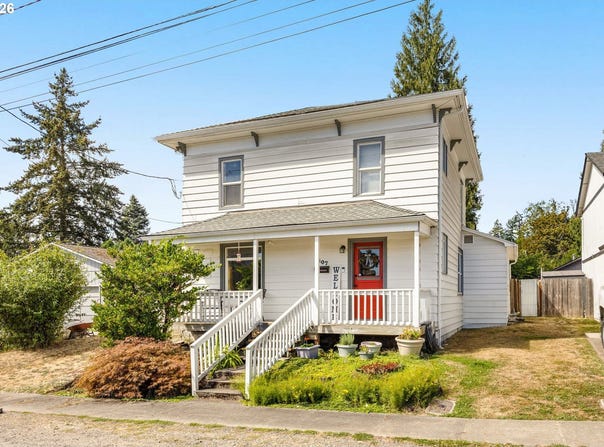 407 N LINCOLN St, Newberg, OR 97132