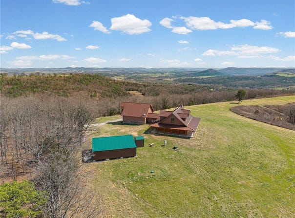 Eureka Springs, AR 72632