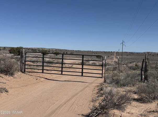 TBD 207-48-153, Sanders, AZ 86512