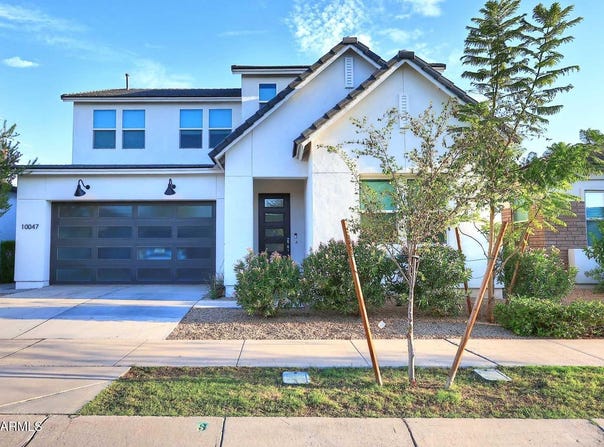 10047 E TOLEDO Avenue, Mesa, AZ 85212