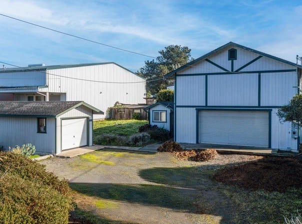 18651 Old Coast Highway, Fort Bragg, CA 95437