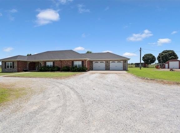 57455 E 230 Road, Afton, OK 74331