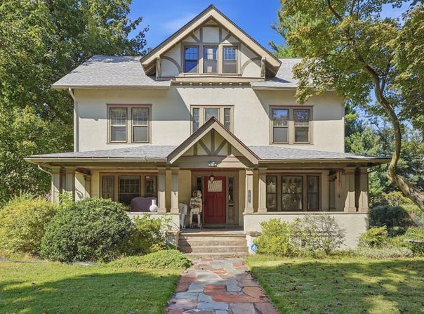 98 Bellevue Ave, Springfield, MA 01108