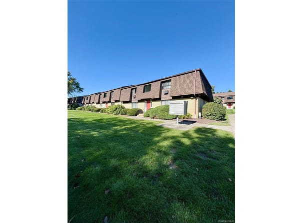 1001 Cherry Hill Drive, Poughkeepsie, NY 12603