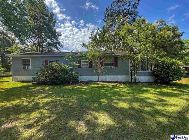 208 E 6th Avenue, Lake View, SC 29563