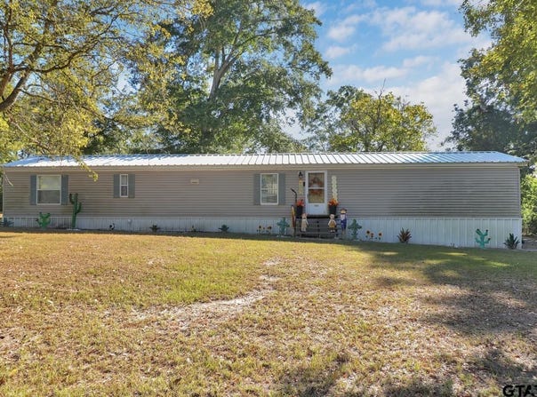 602 N Commerce, Overton, TX 75684