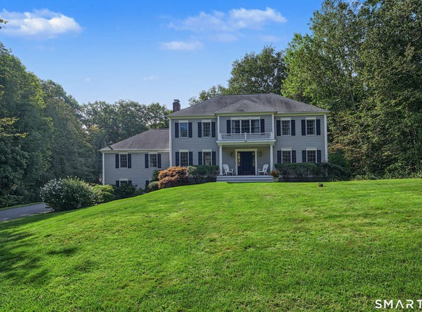 169 Willow Road, Guilford, CT 06437