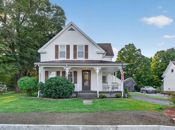 20 Wheelock St, Oxford, MA 01540