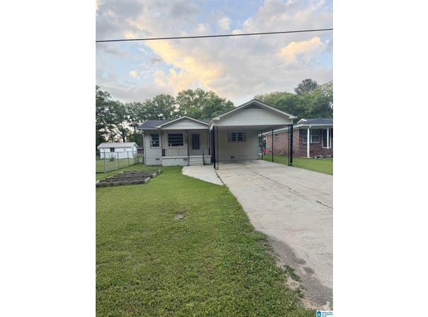 8024 4TH AVENUE, LEEDS, AL 35094
