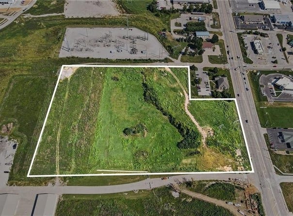 S 169 Highway, Smithville, MO 64089