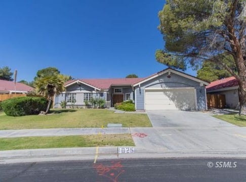 1025 N HERITAGE Dr, Ridgecrest, CA 93555