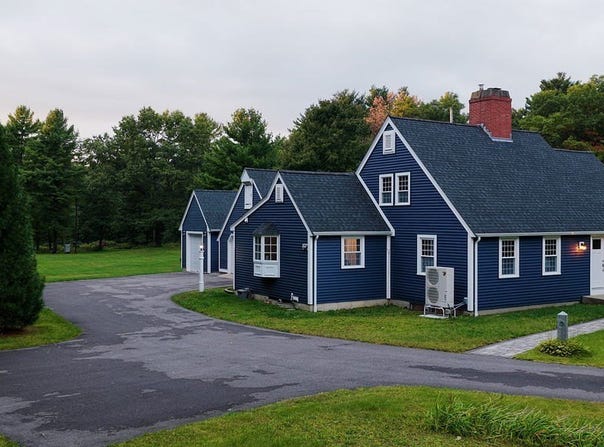 76 Fairview Ave, Rehoboth, MA 02769
