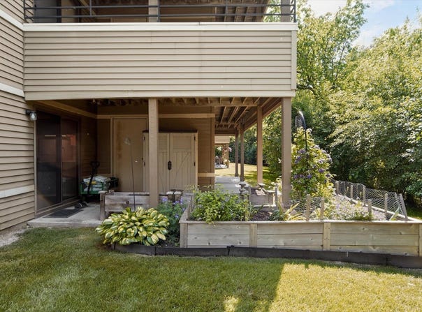 350 Briarcrest Drive, Ann Arbor, MI 48104
