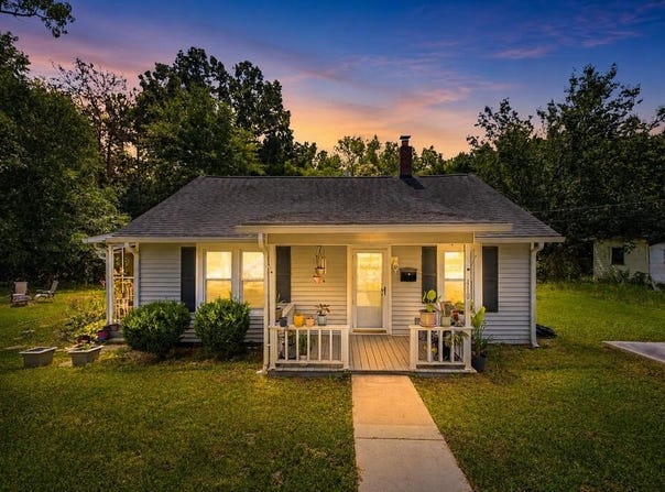 410 Perry St, Abbeville, SC 29620