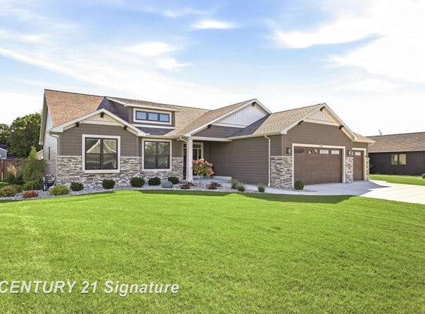 8836 Copper Court, Freeland, MI 48623