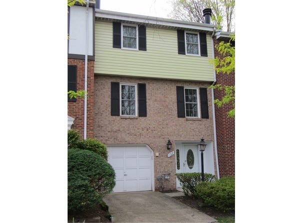 152 Aberdeen Dr, Pittsburgh, PA 15237