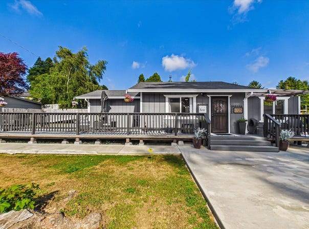 4801 Herron Road, Eureka, CA 95503