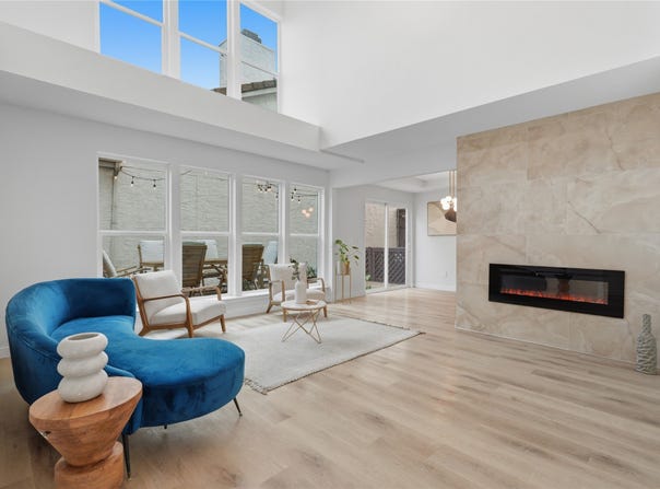 17118 Planters Row, Addison, TX 75001