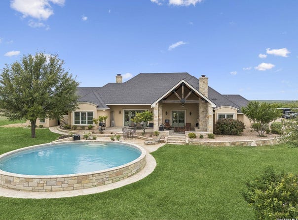 15901 FM 2402, Paint Rock, TX 76866