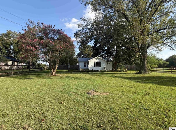 3934 HIGHWAY 2, Oak Grove, LA 71263