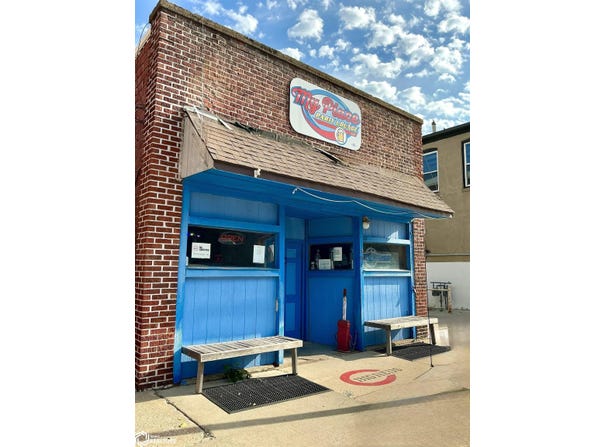 301 W State, Centerville, IA 52544