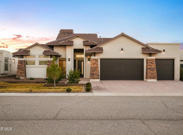 356 RIO DE JAZMIN Circle, El Paso, TX 79932