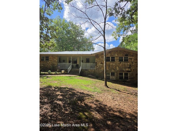 124 Deer Run Ln, New Site, AL 36256