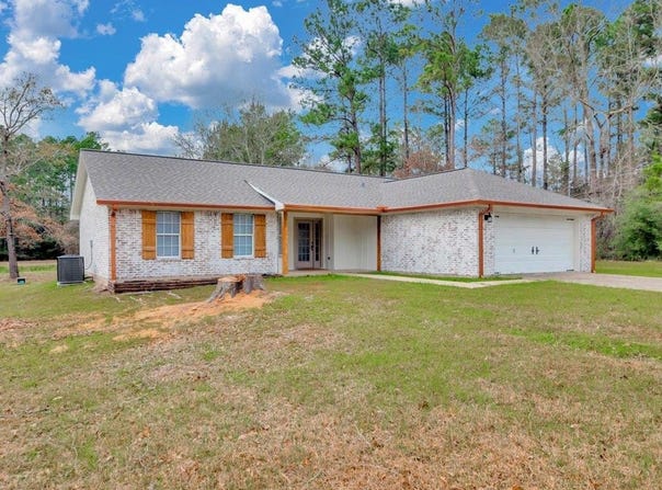 128 Plantation Drive, Lufkin, TX 75901