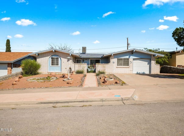 213 RIO TINTO Drive, El Paso, TX 79912