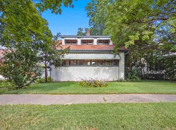 277 Nuttall Road, Riverside, IL 60546