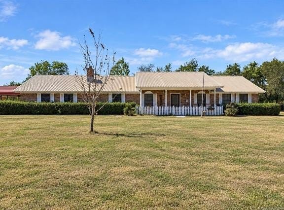 226 Cordell, Colbert, OK 74733