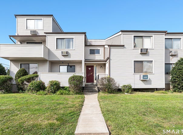 252 Harlem Avenue, Bridgeport, CT 06606