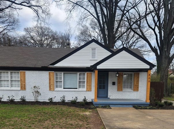866 COLONIAL Rd, Memphis, TN 38117