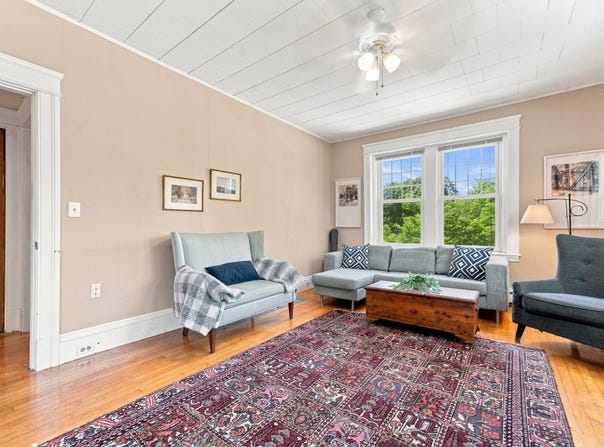 41 Chatham St, Worcester, MA 01609