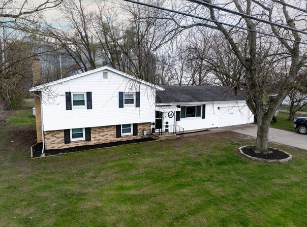 557 E Maple Street, Clyde, OH 43410
