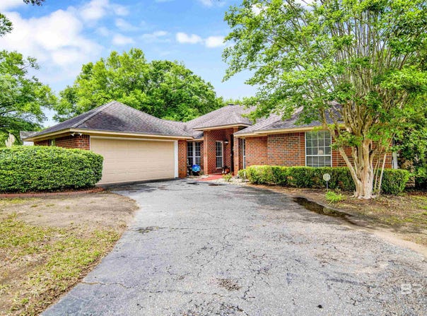 107 Virginia Circle, Daphne, AL 36526