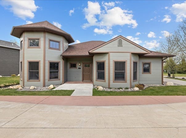 23 Lindsay Lane, Red Lodge, MT 59068