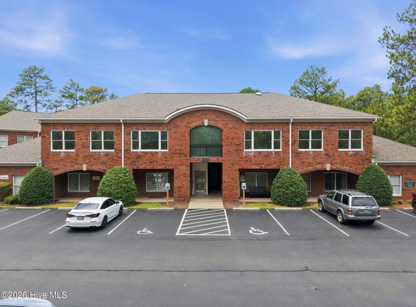 315 Page Road N, Pinehurst, NC 28374