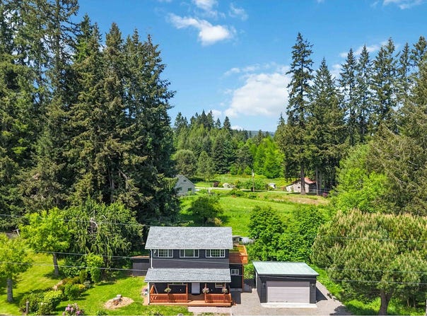 204 CONGER Rd, CastleRock, WA 98611
