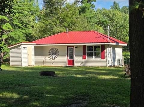 1678 E Shore Drive, Clement Twp, MI 48610