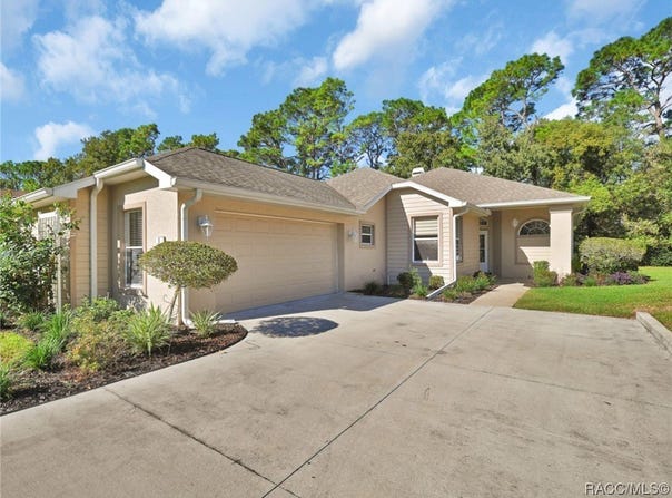 6 W Byrsonima Loop, Homosassa, FL 34446