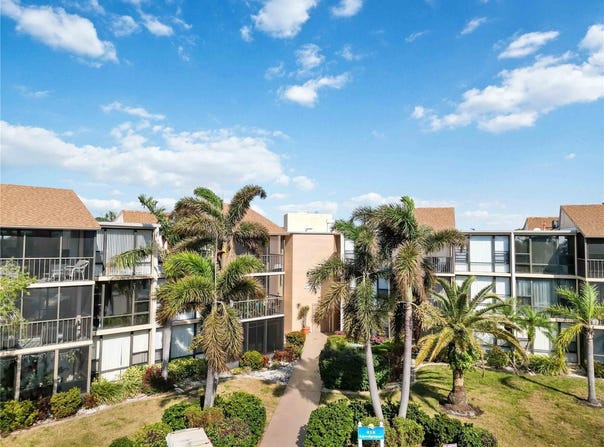 618 BIRD BAY Drive S, VENICE, FL 34285