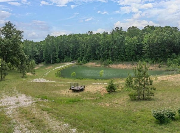 N Indian Hill Rd, Hawesville, KY 42348
