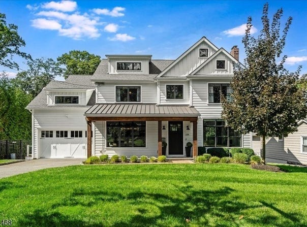 54 Oakridge Rd, Verona Twp., NJ 07044-1116