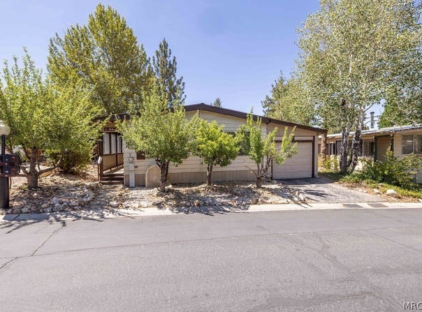 391 Montclair Drive, Big Bear City, CA 92314