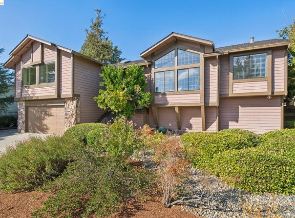 836 Navaronne Way, Concord, CA 94518