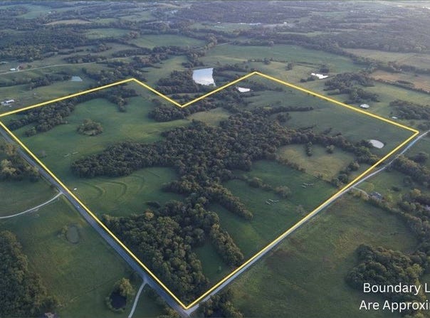 Hwy W, Bethany, MO 64424
