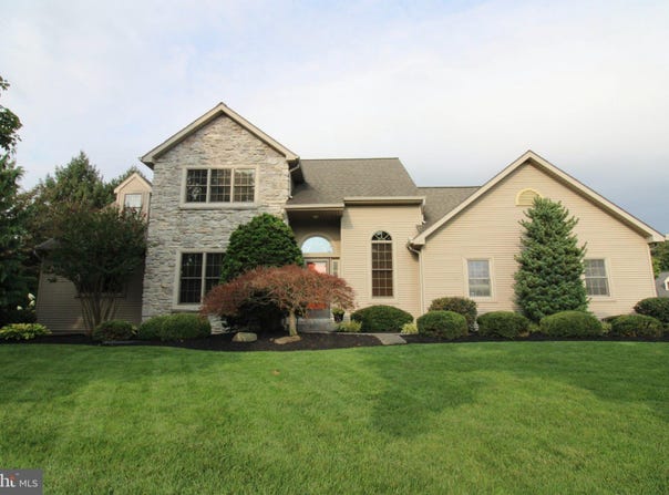 669 LAUREL Avenue, LITITZ, PA 17543